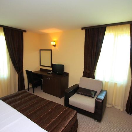 Siena House Hotell Sozopol Exteriör bild