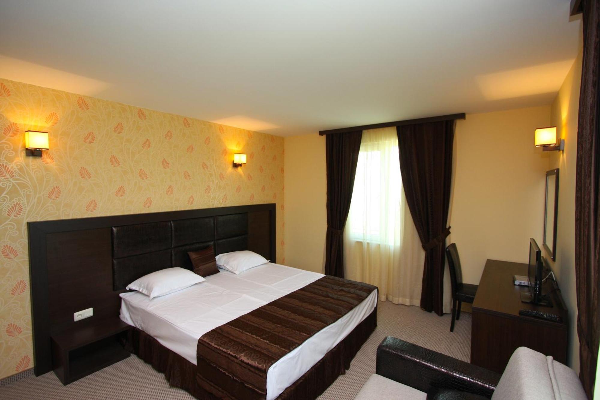 Siena House Hotell Sozopol Exteriör bild