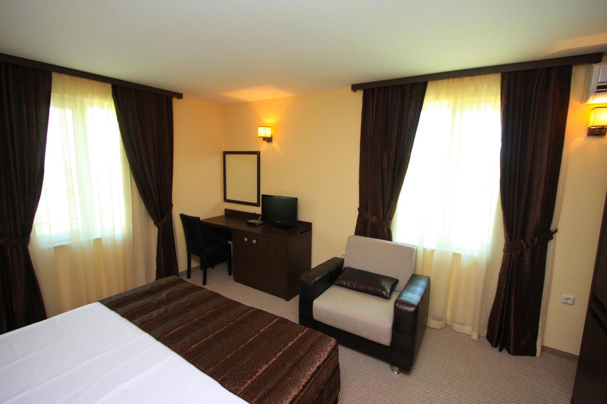Siena House Hotell Sozopol Exteriör bild