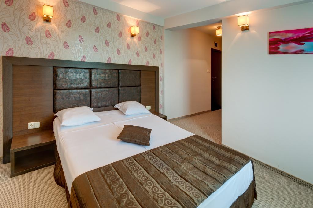 Siena House Hotell Sozopol Exteriör bild