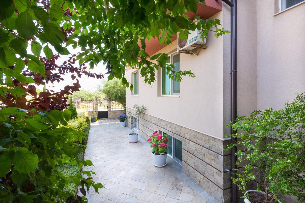 Siena House Hotell Sozopol Exteriör bild