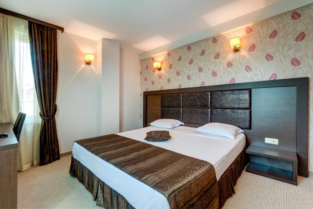 Siena House Hotell Sozopol Exteriör bild