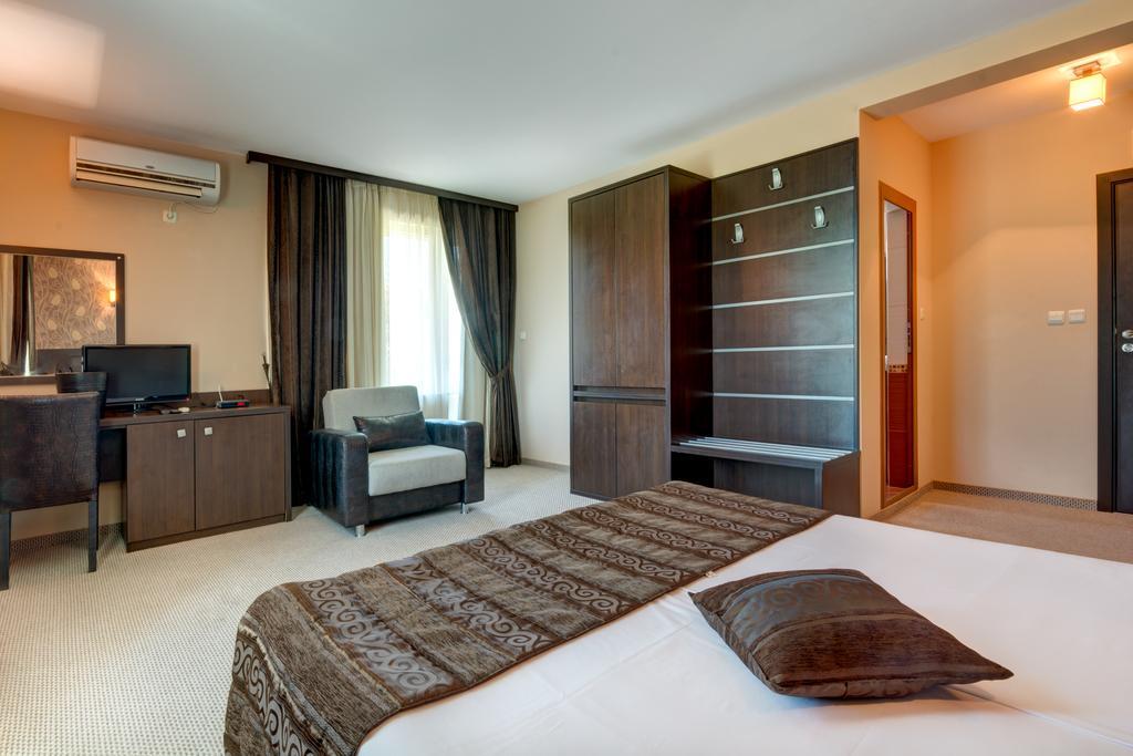 Siena House Hotell Sozopol Exteriör bild