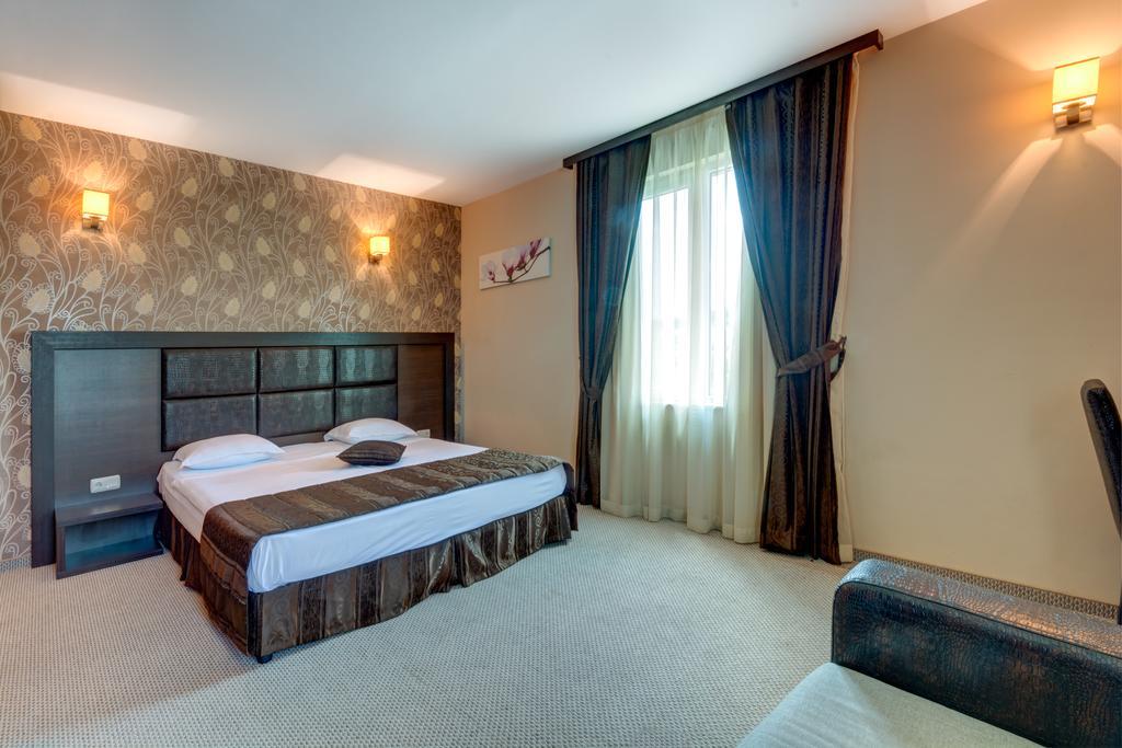 Siena House Hotell Sozopol Exteriör bild